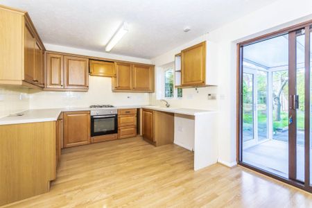 3 bedroom house to rent Keats Grove, Stamford, PE9 - Photo 4