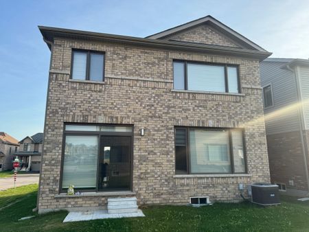 For Lease - 220 Leslie Davis Street, North Dumfries, Ontario - Photo 3