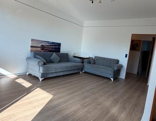 3-Room Apartment in Biesdorf – Available Immediately WG - Foto 1