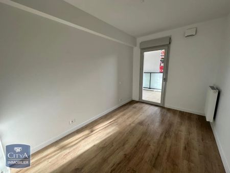 Appartement à louer 3 pièces 64.86m² - Photo 2