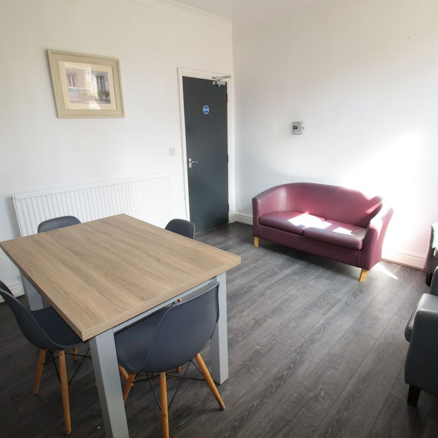 Student Accommodation 26/27, 56 Foster Street, Sincil Bank, Lincoln - Photo 1