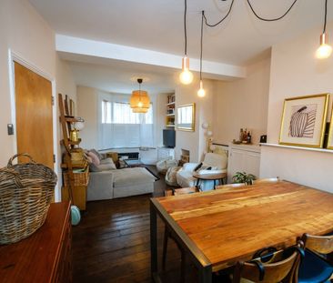 3 Bed Terraced House, Charnwood Road, SE25 - Photo 2