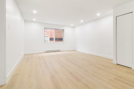 7220 Av. De Chateaubriand, #15 - Photo 5