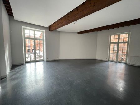 Location Appartement 3 pièces 103m² - Photo 4