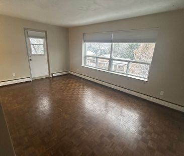 Riverview Apartments - PARKING SPACE , HEAT & WATER INCLUDED - Photo 1