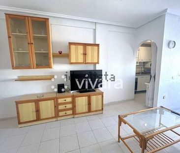 Alquiler de piso en Calle Valencia - Photo 2