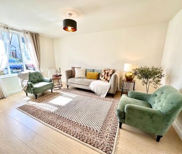 3 bedroom terraced house to rent - Photo 2