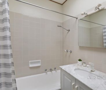 2 Shrimpton Court, Balwyn - Photo 6