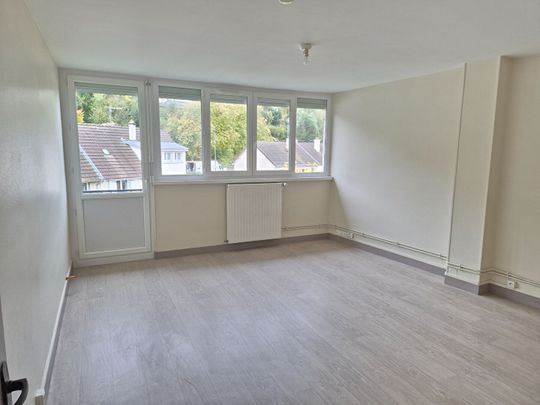 A LOUER Appartement 50000 Saint-Lô 1 pièce de 42 m² - Photo 1