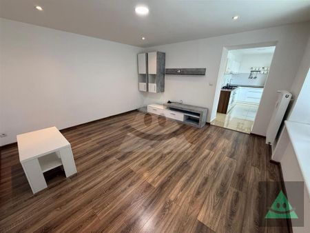 Prenájom 2-izbového bytu s balkónom, 60 m2 – Björnsonova ulica, Prievidza - Photo 2