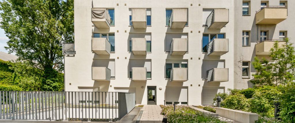 Ideal für Studenten – Möbliertes 1-Zimmer-Apartment in Berlin-Tempelhof - Photo 1