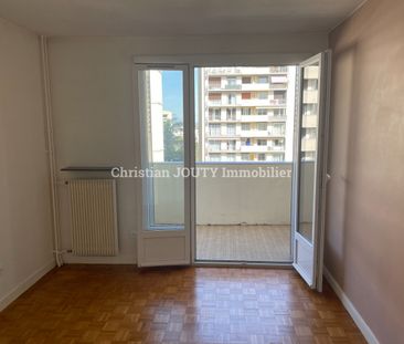 Location Appartement 3 pièces 69m² EYBENS 38320 - Photo 1