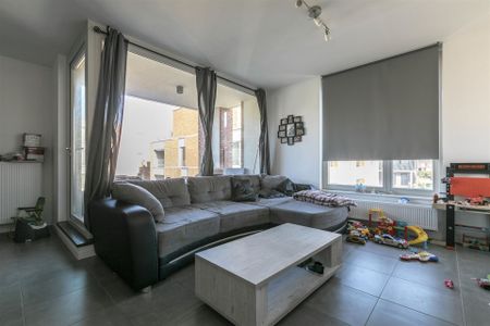 Gunstig gelegen zeer recent appartement - Foto 2