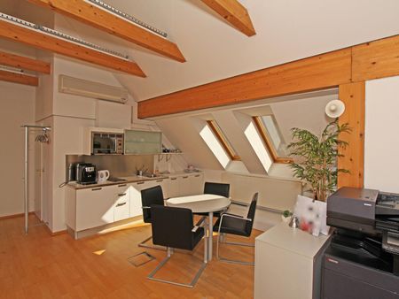 Helle, schöne Wohnung, mit 5 Parkplätzen, in Graz St. Peter - Photo 4