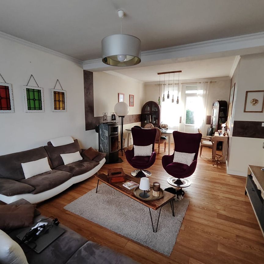 Location maison 5 pièces, 115.00m², Cholet - Photo 1