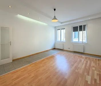 ZENTRAL WOHNEN IN DER LEOPOLDSTADT - gepflegte 2-Zimmer-Wohnung in bester Lage - Photo 1