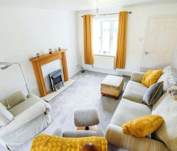 3 bedroom detached house to rent - Photo 2