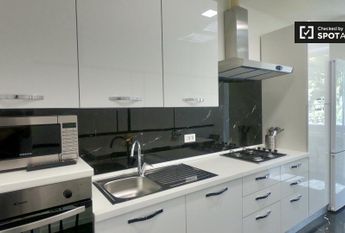 milan, Lombardy 20127