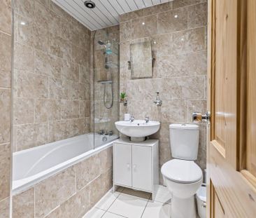 2 bedroom apartment to rent - Photo 6