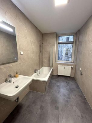 ❄️Neu ! stilvolle Singlewohnung zum Wohlfühlen I mit neuer Einbauküche I PKW-Stellplatz möglich - Foto 1