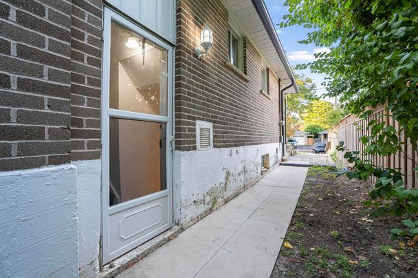 For Lease - 87 Pennington Crescent Unit# Lower, Halton Hills, Ontario - Photo 1