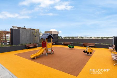 RESORT-INSPIRED LIVING AT M-CITY - UNFURNISHED - Photo 4