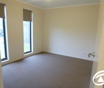 1 Doonie Way, 3810, Pakenham Vic - Photo 5