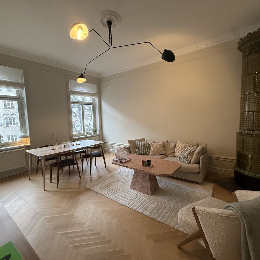 Birger Jarlsgatan, Stockholm - Photo 1