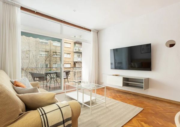 Carrer de la Legalitat, Barcelona, Catalonia 08024