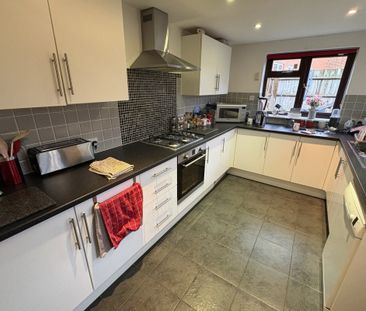 Delapre Crescent Road - Photo 6