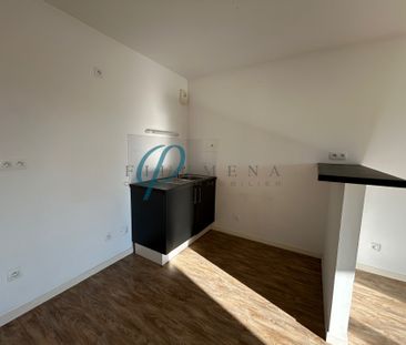 Location Appartement 3 pièces 57m² THOUARE SUR LOIRE 44470 - Photo 3