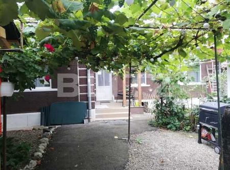 Casa 3 camere 80 mp, curte 150 mp, partial mobilat, zona Constantin Brancusi - Photo 2