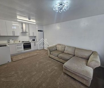 3 bedroom detached bungalow to rent - Photo 1