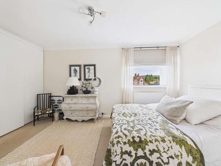 Dunstable House, Marlow, Buckinghamshire, SL7 - Photo 4