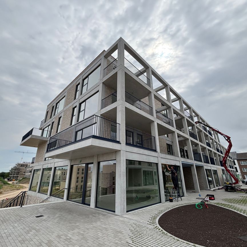 Nieuwbouw 1-slaapkamerappartement met terras - Photo 1