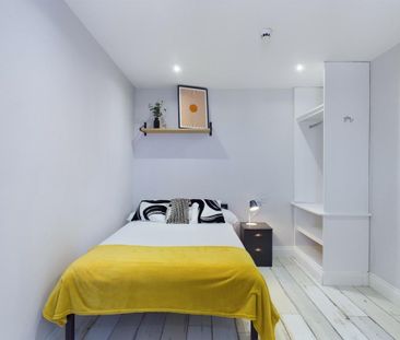 1 bedroom in a house share to rent - Photo 4