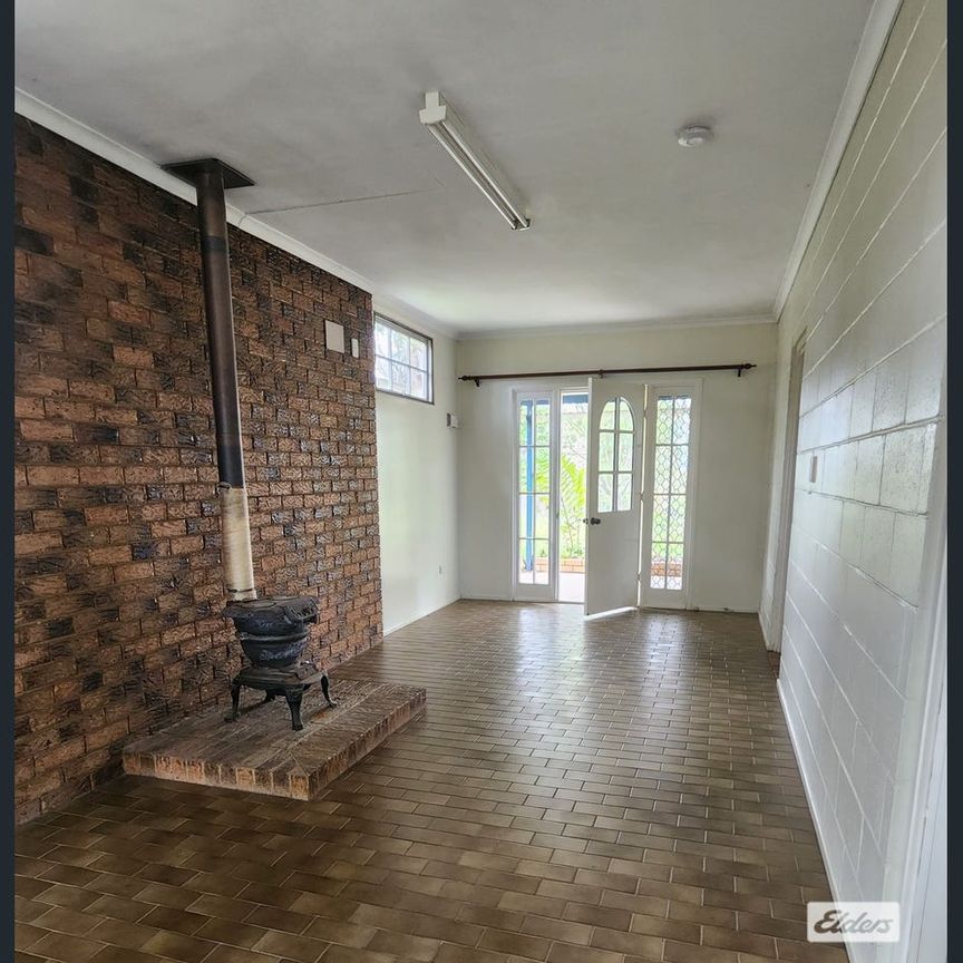 Neat and Tidy 2 bedroom home with rumpus - Photo 1