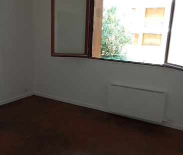 Appartement 1 pièces 20m2 MARSEILLE 9EME 550 euros - Photo 3