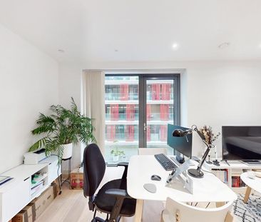 Studio to rent - Photo 1