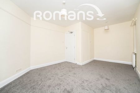 Newcroft Close, Uxbridge, UB8 - Photo 5