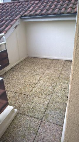 Location Appartement 2 pièces 40m² ST MEDARD EN JALLES 33160 - Photo 4