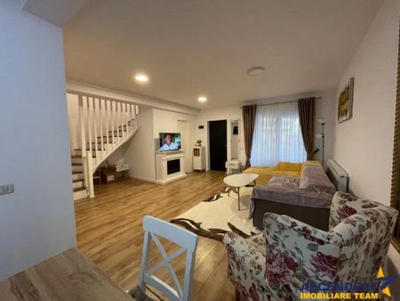 Casa pe luminoasa si eleganta prezentare, Tractorul, Brasov - Fotografie 2