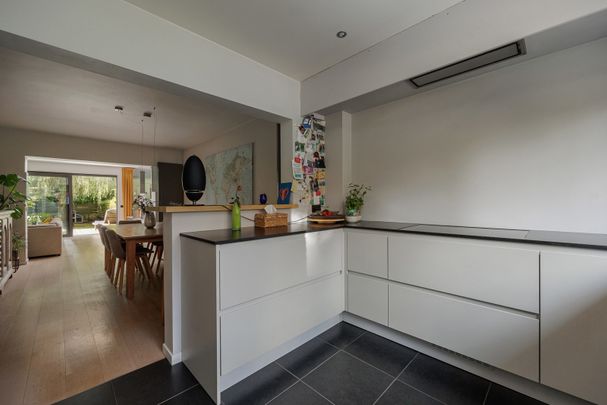 INSTAPKLARE BEMEUBELDE WONING IN DE FELBEGEERDE ELSDONK WIJK - Foto 1