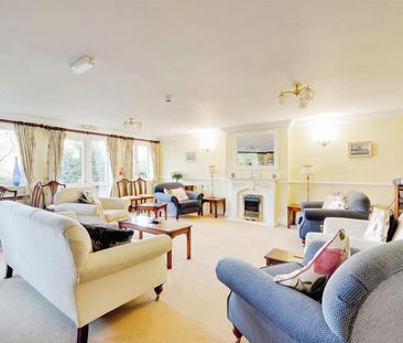 Andrews Lodge, Lymington - Photo 4