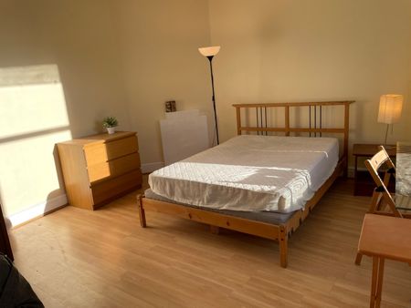 5 Bed Terraced House, Platt Lane, M14 - Photo 4