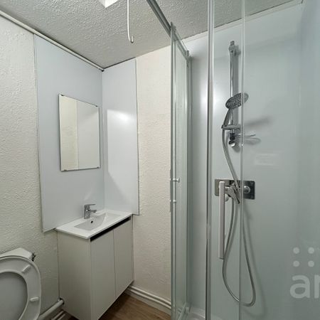 Appartement 2 pièce(s) 34.25 m2 renové - Photo 3