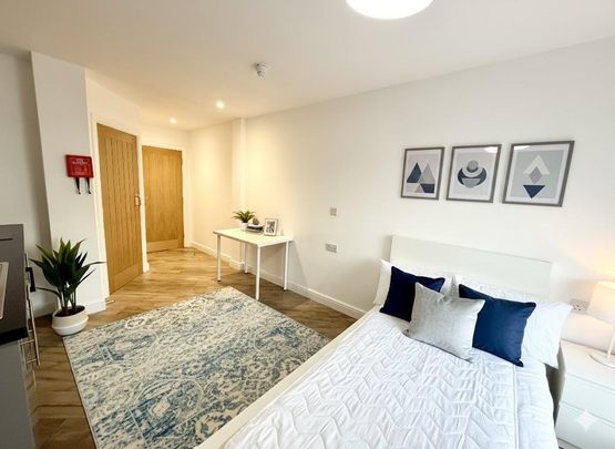 Studio to rent - Photo 1