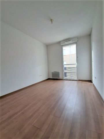 Location Appartement 2 pièces 41m² MURET 31600 - Photo 3