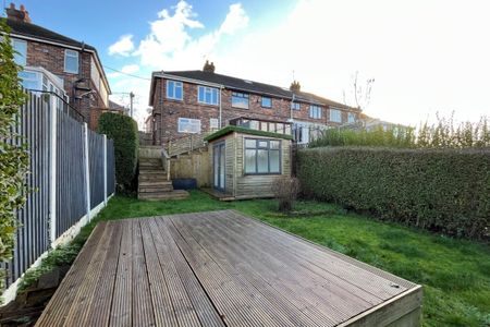 Broadway, STOKE-ON-TRENT - Photo 3