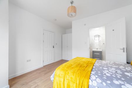 1 bedroom house of multiple occupation to rent - Photo 4